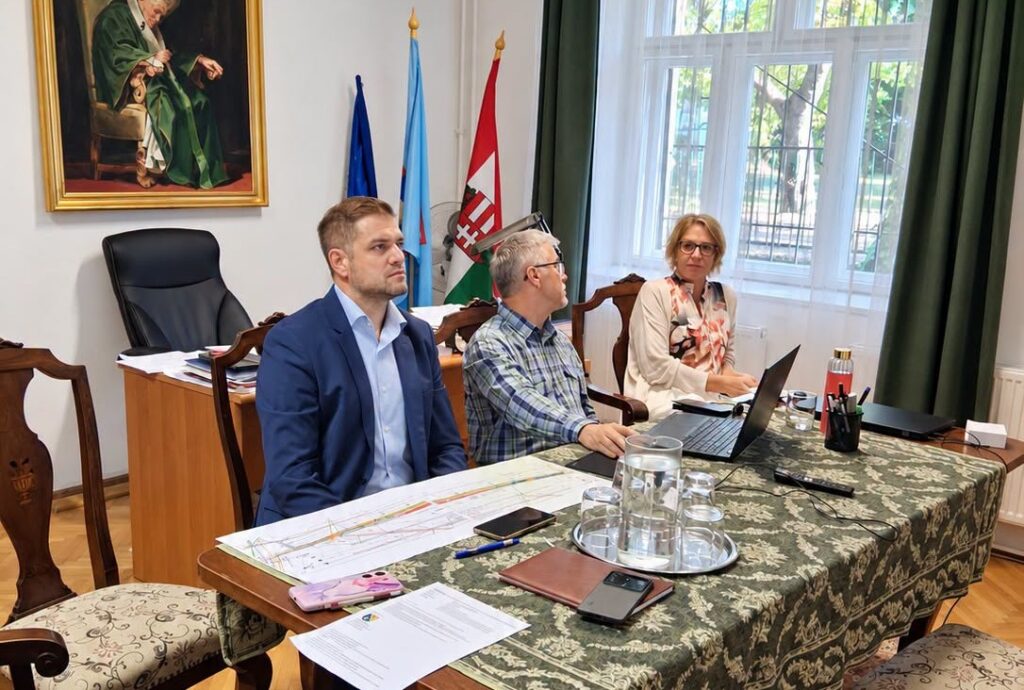 Előrelépés történt a Balatoni úti járda ügyében